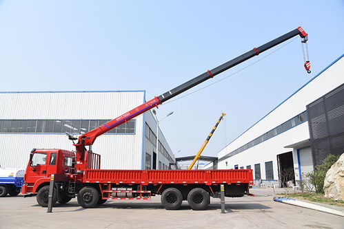 12噸隨車(chē)吊的價(jià)格及濟(jì)寧四通機(jī)械產(chǎn)品解析