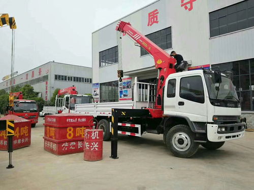三一14噸隨車吊性能如何？——應(yīng)用于挖機(jī)拖車的優(yōu)勢(shì)與評(píng)價(jià)